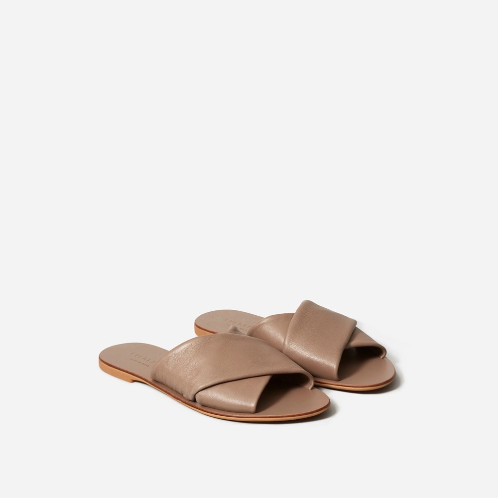EVERLANE The Day Crossover Sandal - Picture 16 of 16